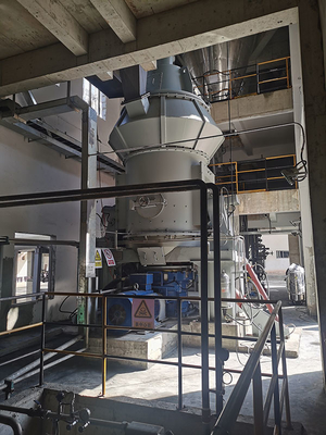 Energy Saving Vertical Coal Mill Machine Superfine Powder Making 110kw-1120kw